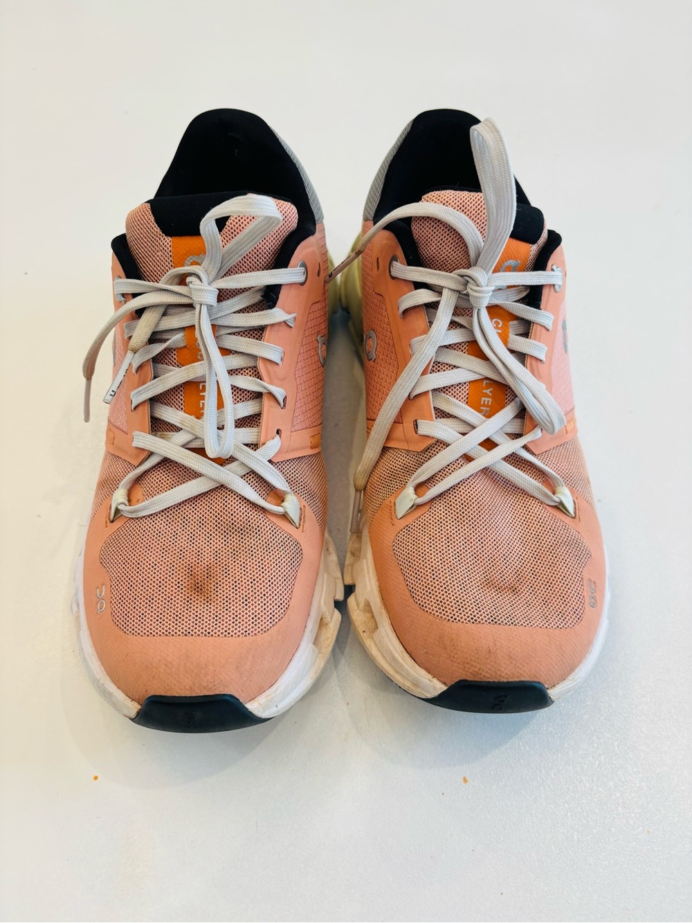 On Running Cloudflyer 4 Women's Peach and White Athletic Shoes size 8.5 - Picture 7 of 12